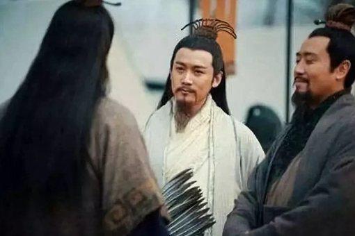 刘表既然不信任刘备,为什么又要内纳刘备呢? 刘表既然不信任刘备,为什么又要内纳刘备呢?