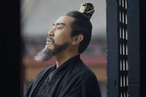 汉献帝更讨厌董卓还是曹操?汉献帝最恨的权臣是谁? 汉献帝更讨厌董卓还是曹操?汉献帝最恨的权臣是谁?