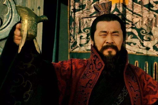 在三国中后期,刘备为何走向巅峰而曹操总是失败? 在三国中后期,刘备为何走向巅峰而曹操总是失败?