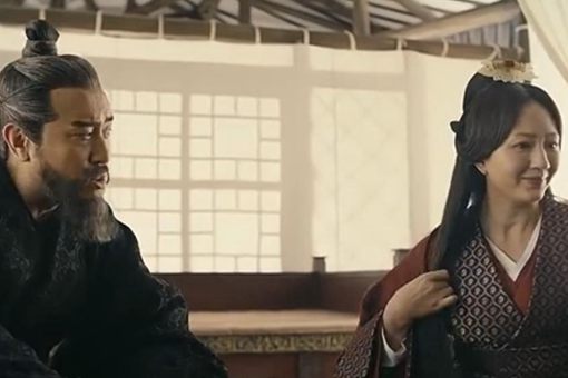 为什么曹操去世后,卞夫人才被曹丕尊为王太后? 为什么曹操去世后,卞夫人才被曹丕尊为王太后?