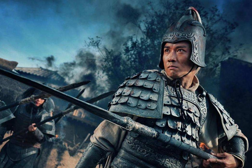 关羽与赵云哪个统兵能力更强?关羽战败,为何将士们会抛弃关羽? 关羽与赵云哪个统兵能力更强?关羽战败,为何将士们会抛弃关羽?