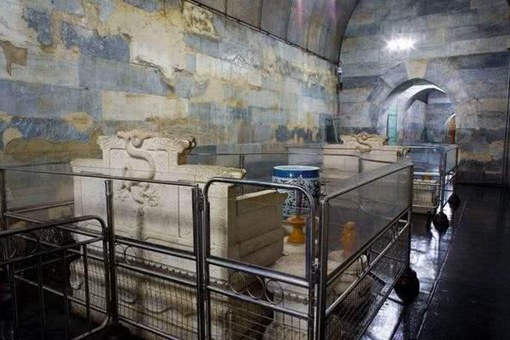 万历皇帝为什么21岁就开始修建陵寝?使得陵墓闲置30年之久 万历皇帝为什么21岁就开始修建陵寝?使得陵墓闲置30年之久