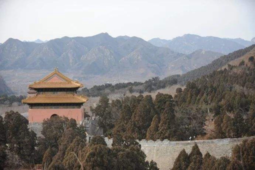 明朝万历皇帝为在21岁的时候就开始寻找陵寝的位置了? 明朝万历皇帝为在21岁的时候就开始寻找陵寝的位置了?