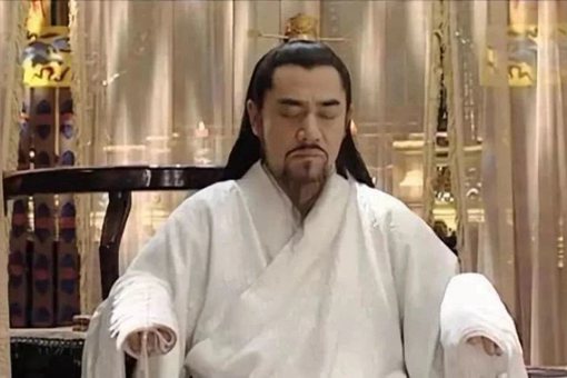 严嵩为官贪污了多少财产?嘉靖皇帝为何不制止他? 严嵩为官贪污了多少财产?嘉靖皇帝为何不制止他?