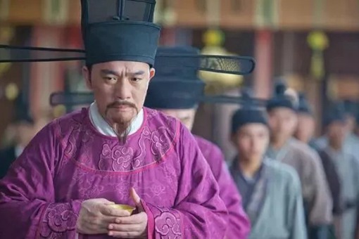 赵匡胤为何不把皇位传给自己的儿子,而是选择赵光义继位? 赵匡胤为何不把皇位传给自己的儿子,而是选择赵光义继位?