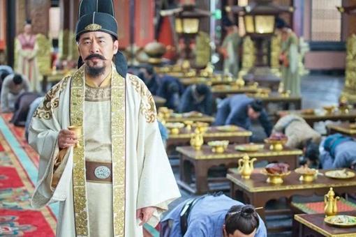 赵匡胤身为开国皇帝有何高明之处?竟能妥当处理功臣之间的关系 赵匡胤身为开国皇帝有何高明之处?竟能妥当处理功臣之间的关系